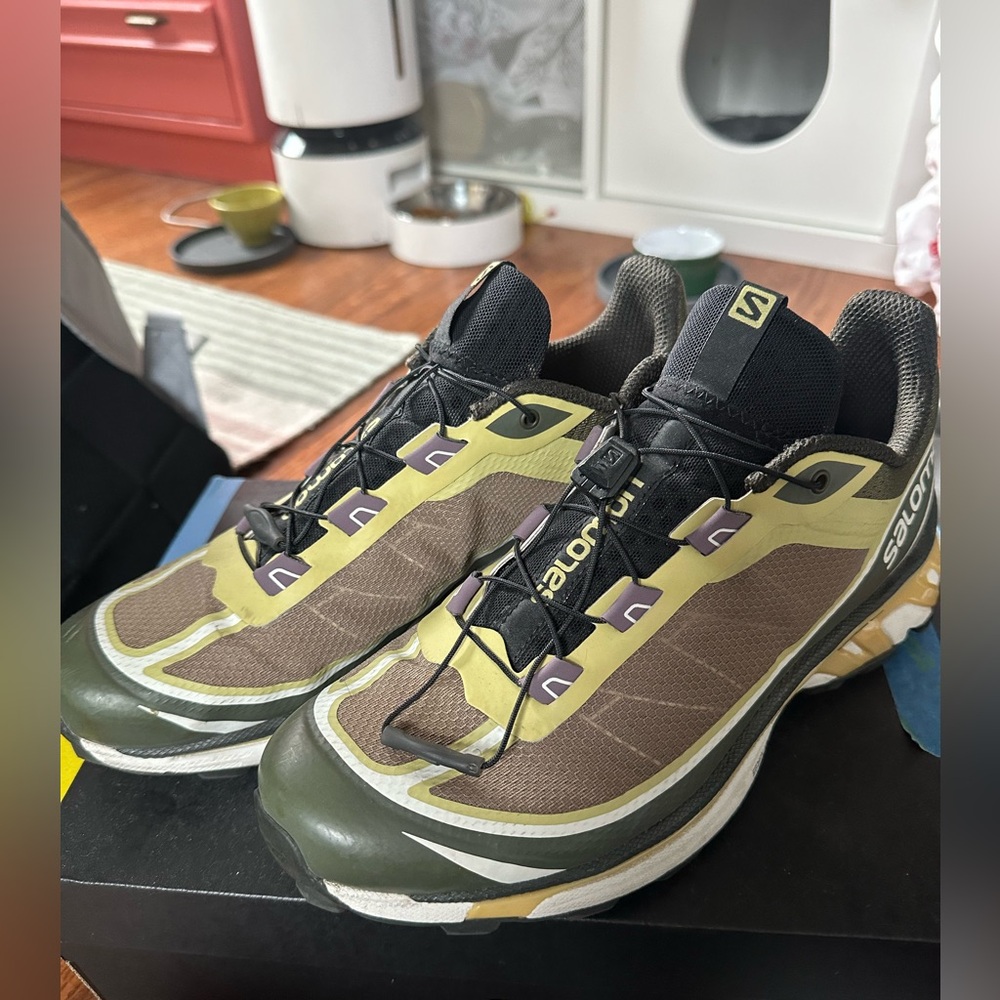 Salomon XT-6 FT olive green trail runner